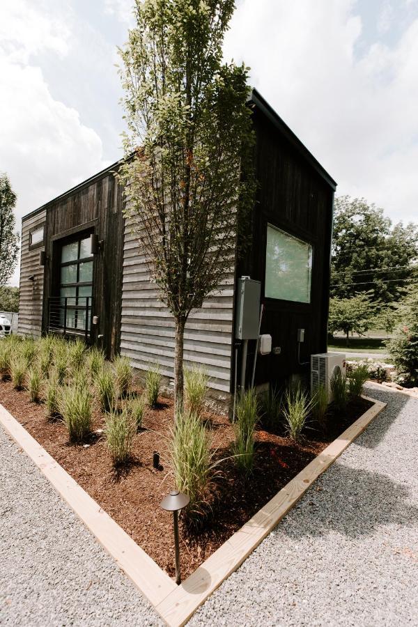 Ironwood Grove, Tiny House Hotel Nashville Exterior photo